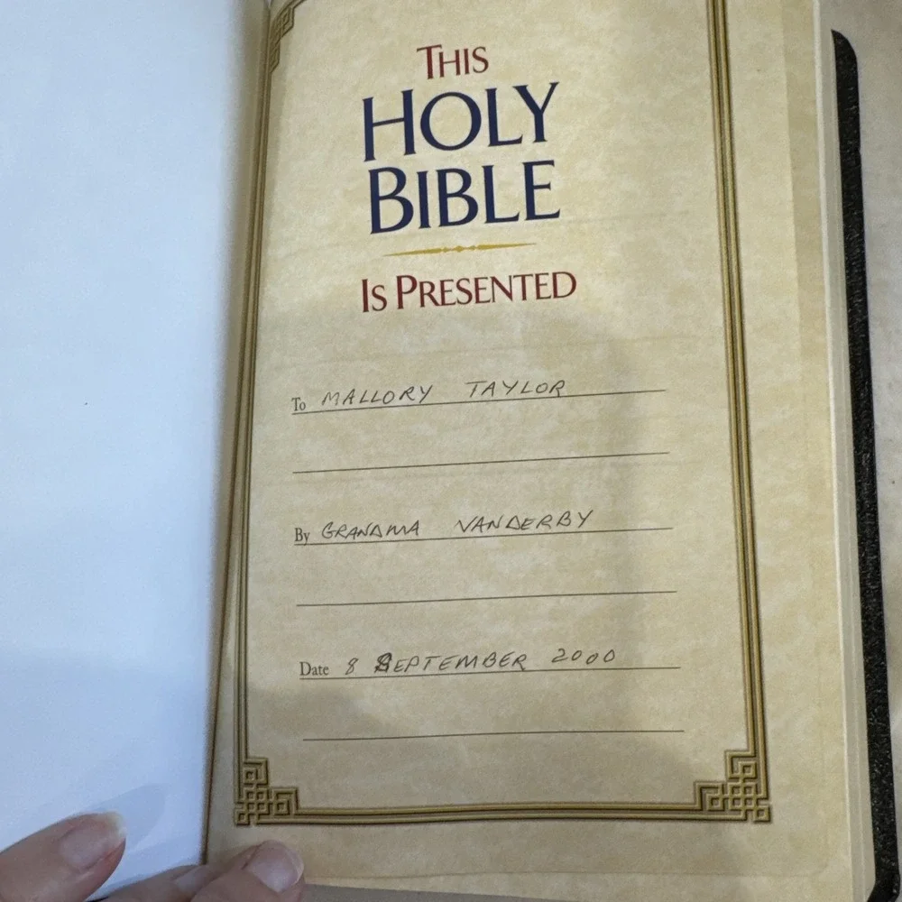 KJV Slimline Personal Bible Red Letter Black Bond Leather Very Nice With Box